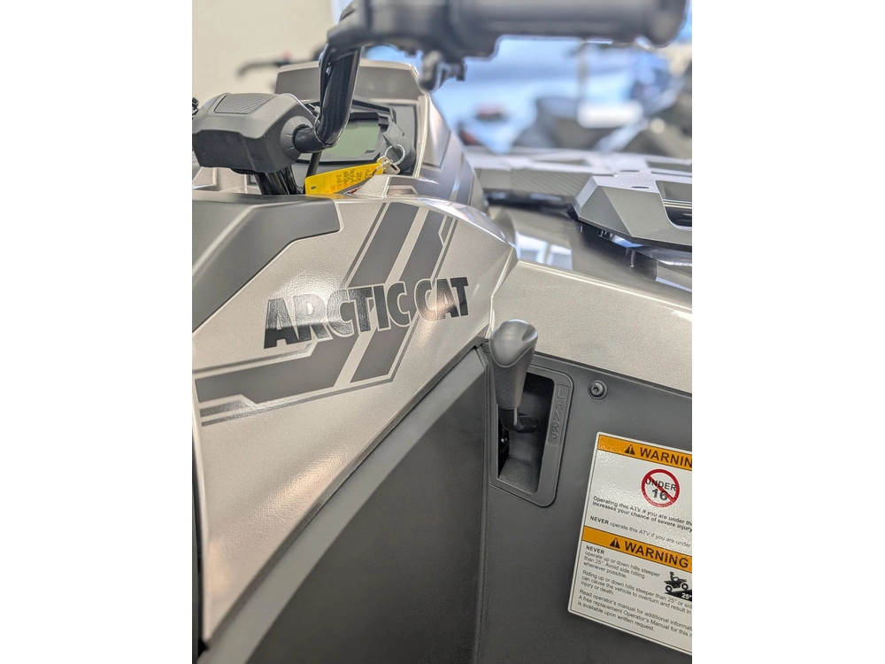 Arctic Cat Alterra 600 Limited 49 Tung | ⚡ Alterra 600 – Stabilité & Confort Supérieur ⚡ | 2026 alt