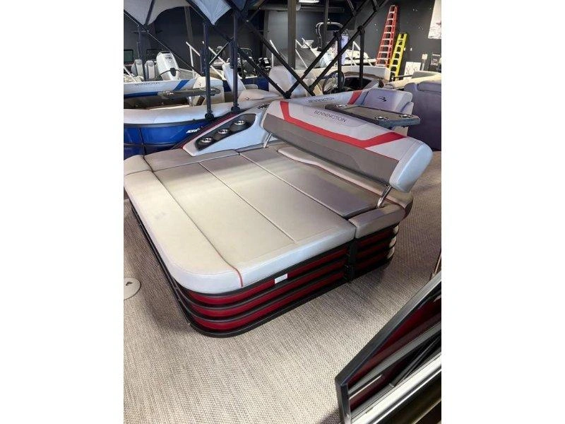 Bennington Marine Bennington 22 Sxsbsp 2023 alt