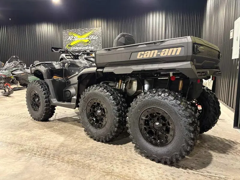 2026 Can-Am Outlander MAX 6X6 Backcountry 1000R thumbnail 6