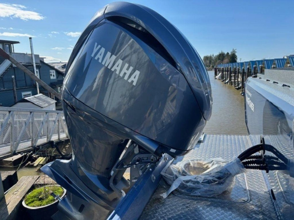 2025 Kingfisher 2225 Escape Ht alt