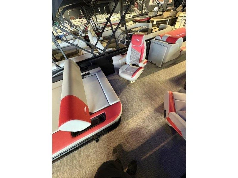 Bennington Marine 20ssbsr 2025 alt