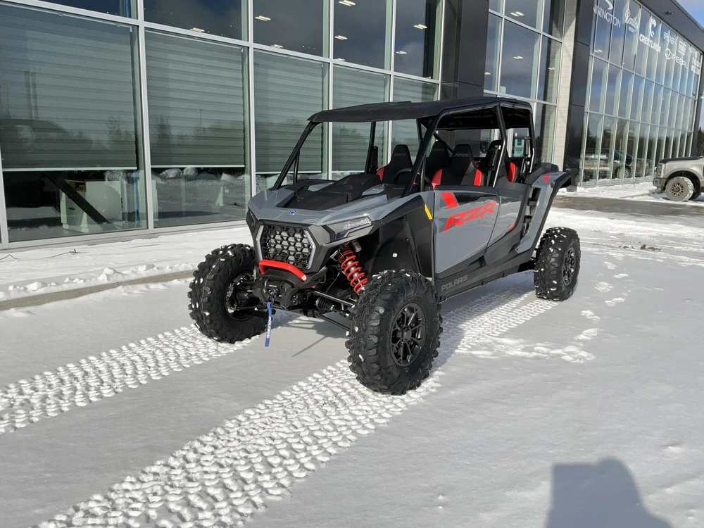 Polaris Rzr Xp 4 1000 Ultimate 2026 alt