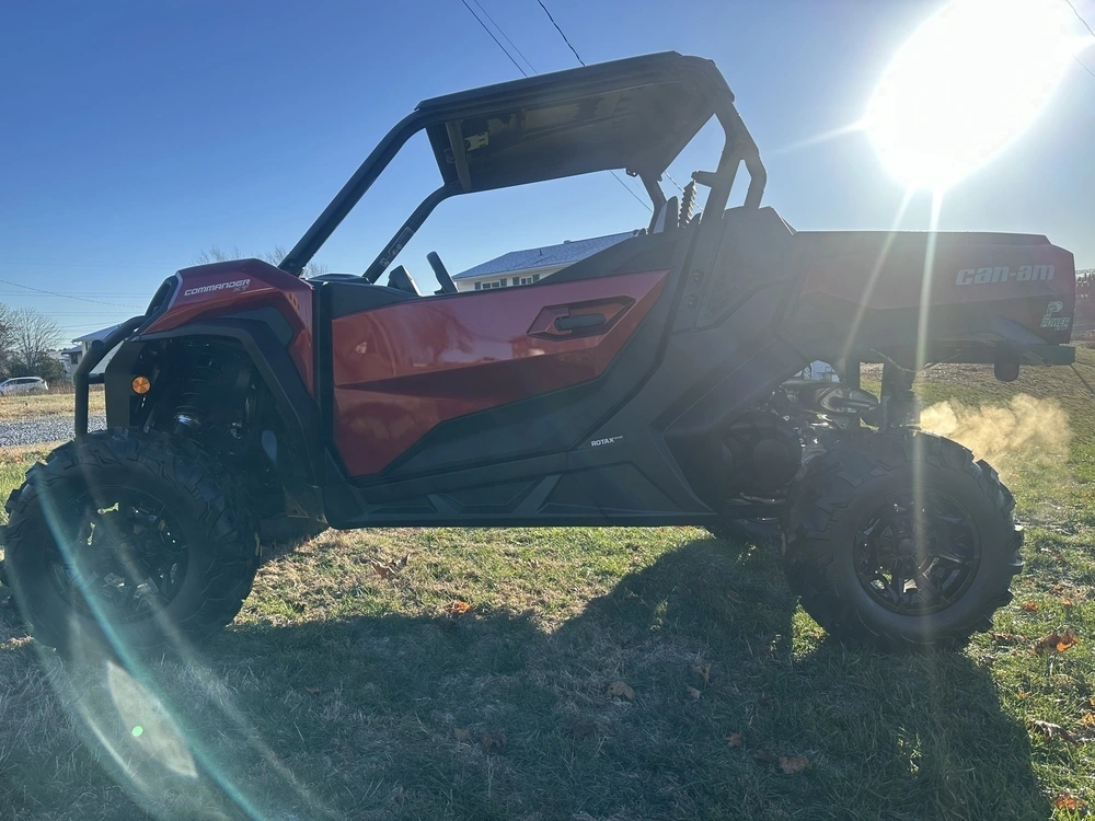 2026 Can-am Commander Xt 700 alt