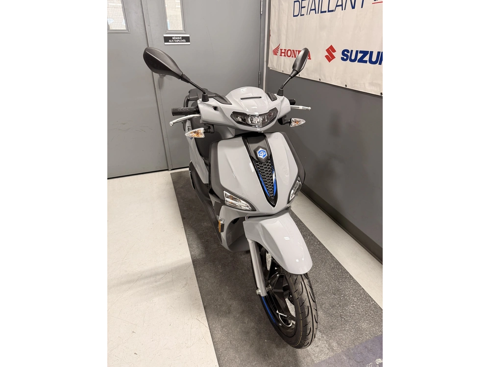 Piaggio Liberty S 50 Liberty S 50 2025 alt