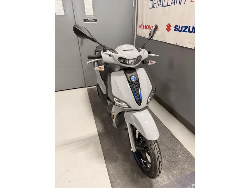 2025 Piaggio LIBERTY S 50 LIBERTY S 50 thumbnail 3