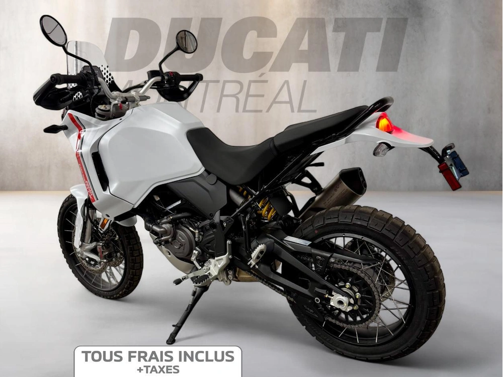 Ducati Desertx 2024 alt