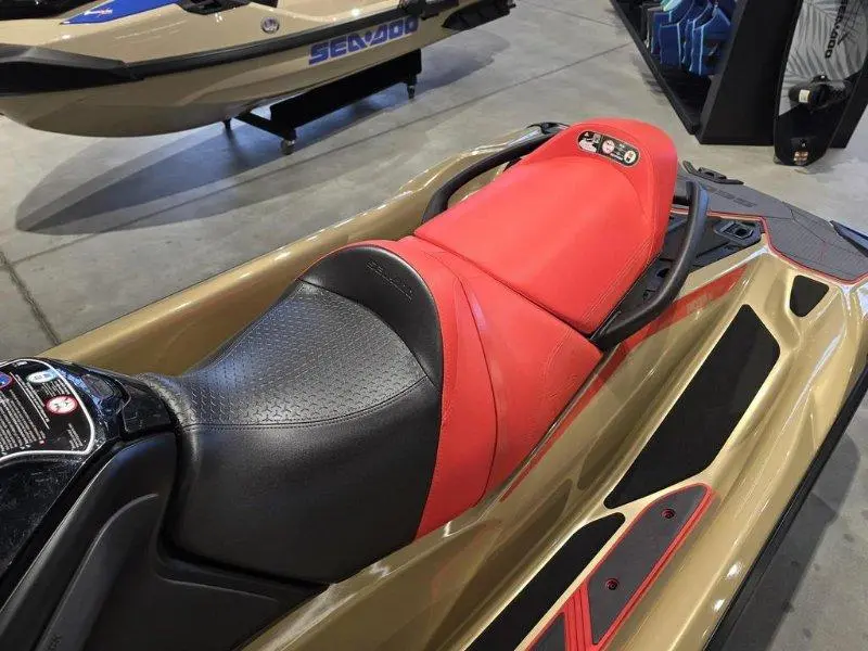2025 Sea-Doo RXT-X 325 S/S 2025 thumbnail 11