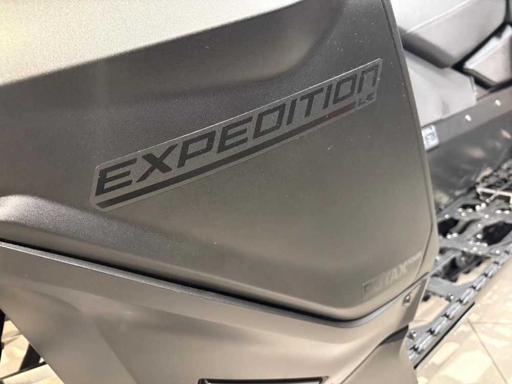 Ski-doo Expedition Le 20'' 900 Ace Turbo R Crosscut 1.5'' E.s. 2026 alt