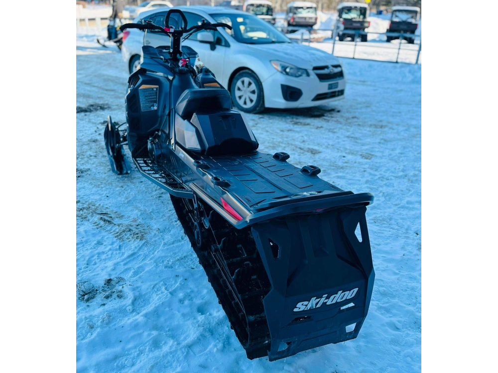 Bombardier Summit 850 Adrenaline E-tec 2024 alt