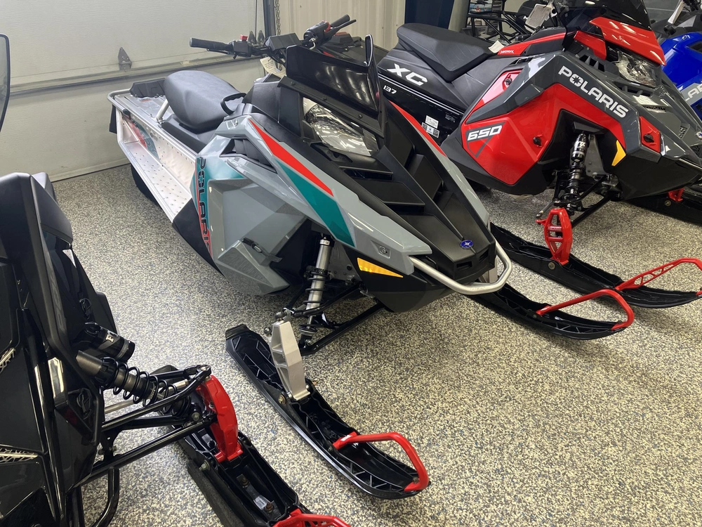 2024 Polaris 550 Indy Evo 121 alt