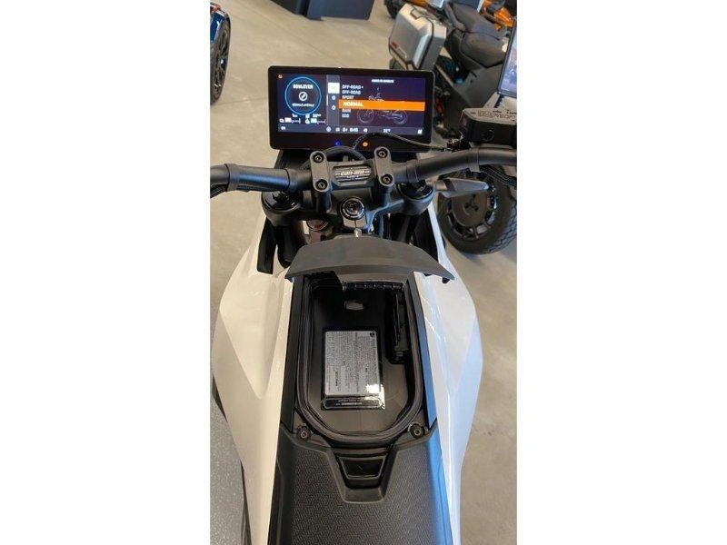 Can-am Origin 2025 alt