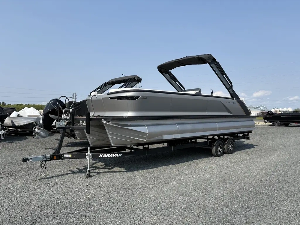 2025 Manitou Explore Switchback 26 Trifold Shp575 alt