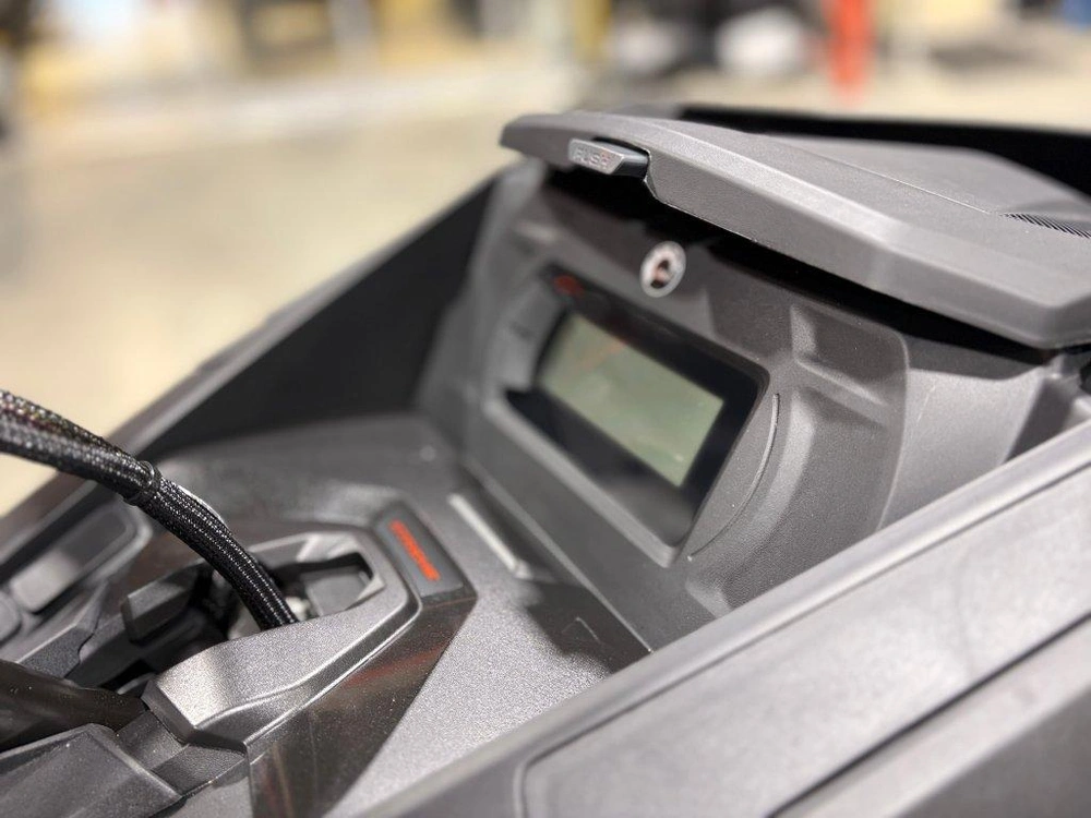 Ski-doo Expedition Xtreme 900 Ace Turbo R Cobra 1.8'' E.s. 2026 alt