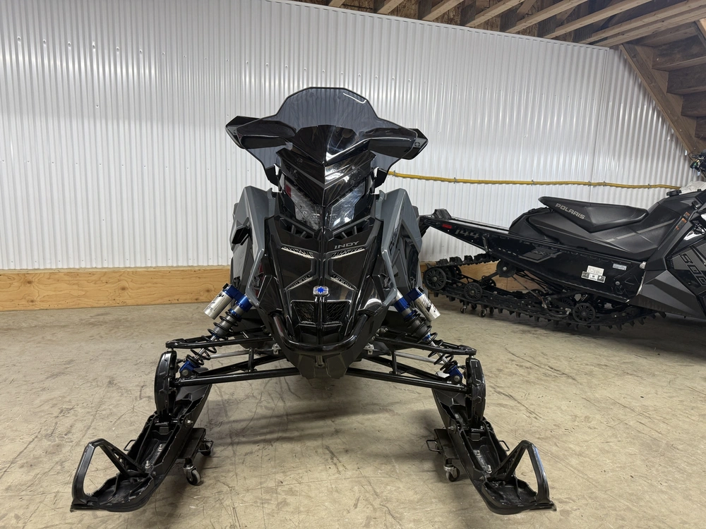 Polaris 850 Indy Vr1 129 2021 alt