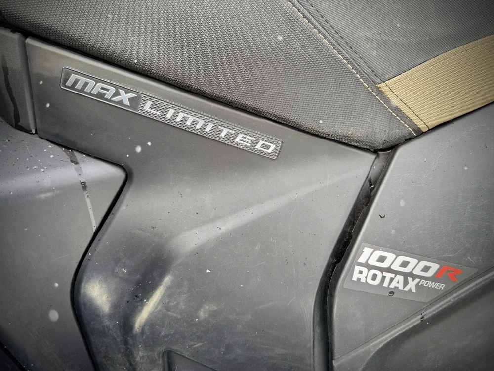 2025 Can-am Outlander Max Limited 1000r W/ 10.25" Touchscreen alt