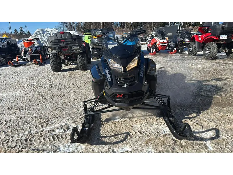 2019 Ski-Doo RENEGADE X 900 TURBO