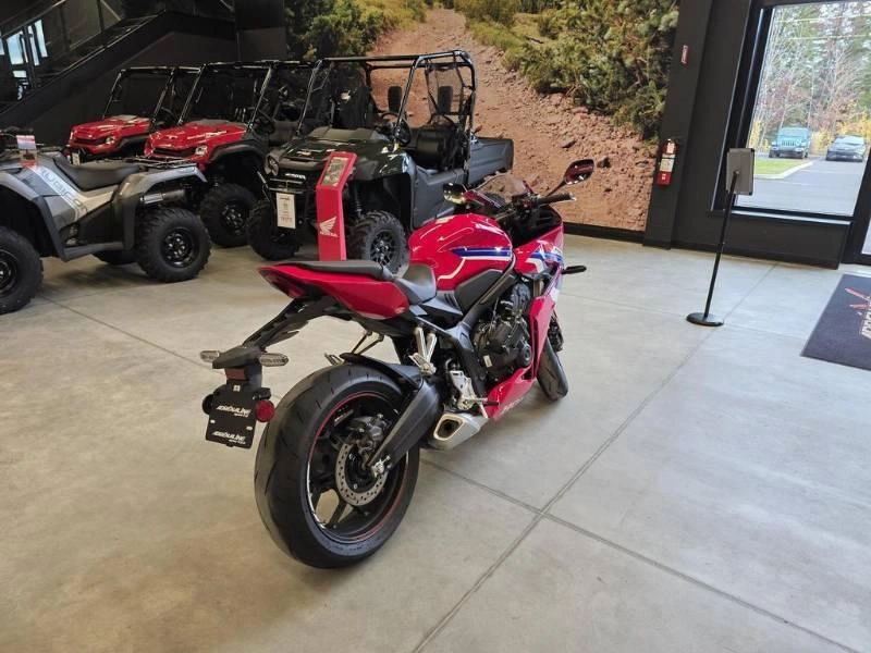 Honda Cbr650racs 2025 alt