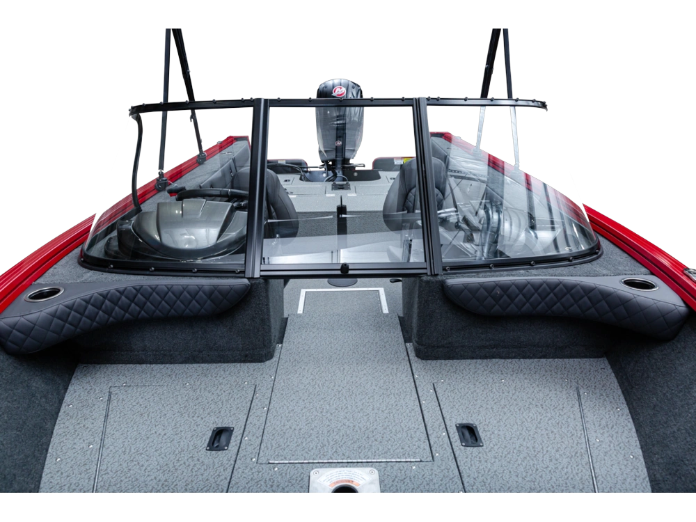 2026 Legend 17xt With Sports Package alt