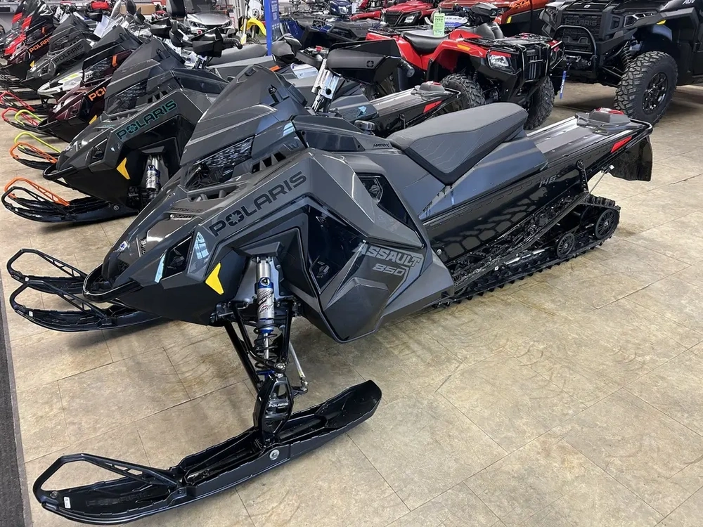 2025 Polaris 2025 Polaris 850 Sb Assault 146 alt