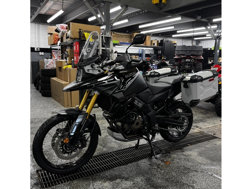 2024 Suzuki De 1050 alt