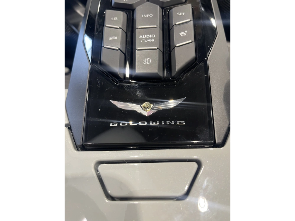 Honda Goldwing Tour Dct 2026 alt