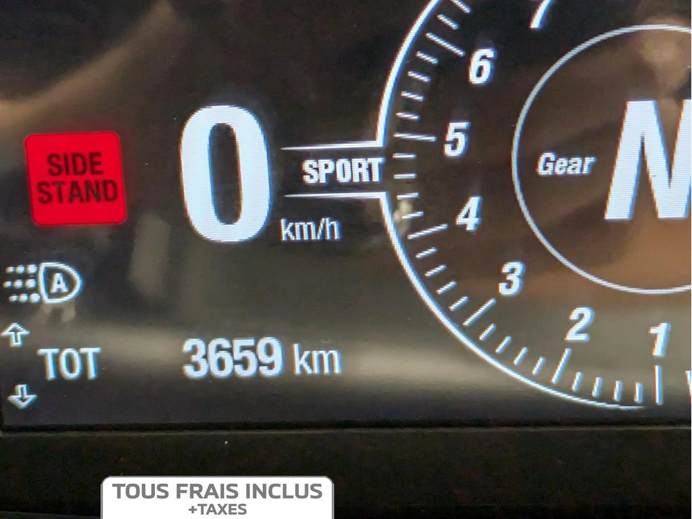 Ducati Panigale V2 2025 alt