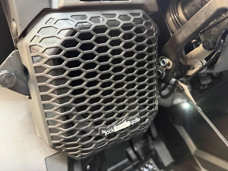 Polaris Rzr Pro Xp Ultimate 2026 alt