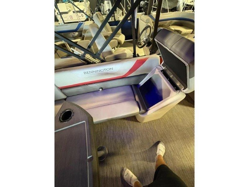 Bennington Marine Bennington 22 Sxsbsp 2023 alt