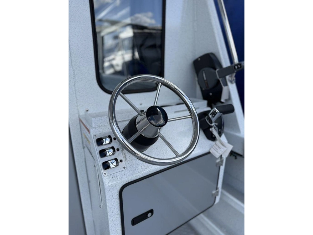 2025 Kingfisher 2425 Escape Ht alt