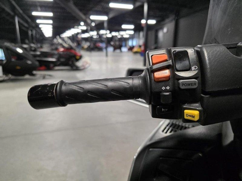 Suzuki Burgman 650 2005 alt