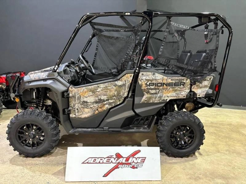 Honda Pioneer 1000 5p Forest 2024 alt