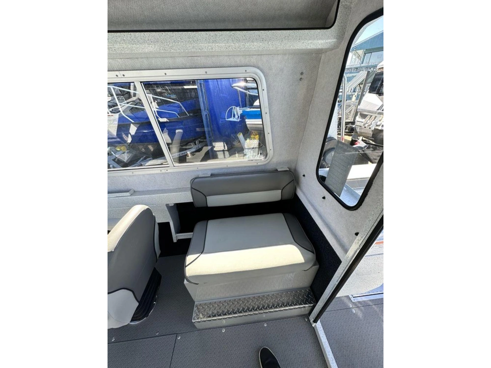 2025 Kingfisher 2225 Escape Ht alt