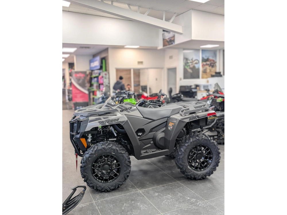 2026 Arctic Cat Alterra 600 Limited 49 Tung | ⚡ Alterra 600 – Stabilité & Confort Supérieur ⚡ | alt