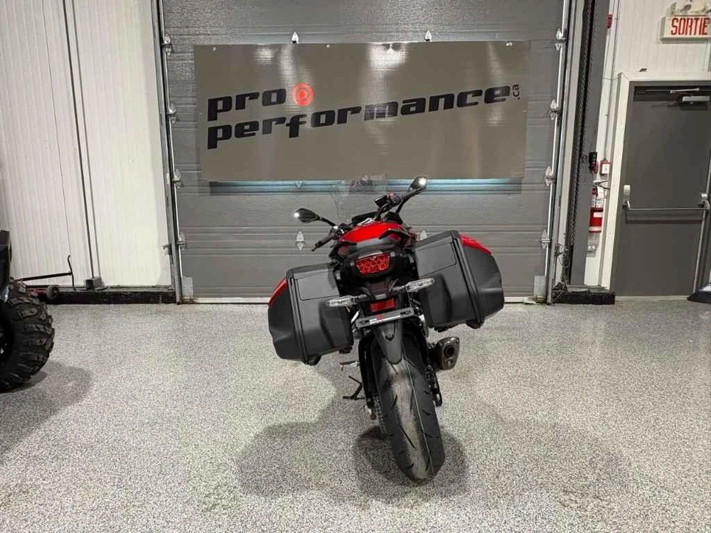 Suzuki Gsx-s1000gt+ 2025 alt