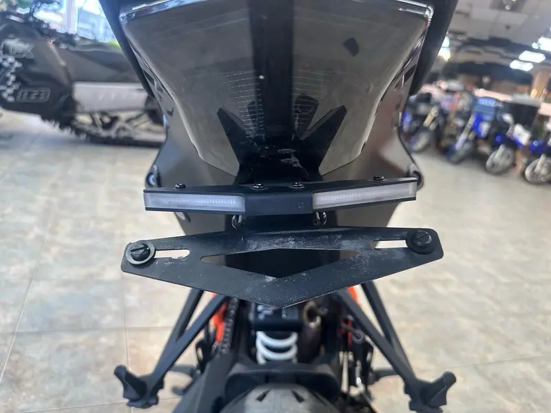 2020 KTM SUPER DUKE 1290R thumbnail 4