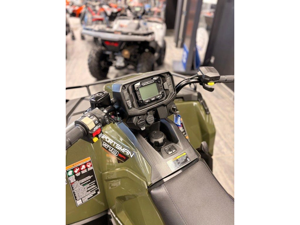 Polaris Sportsman 6x6 570 2026 alt