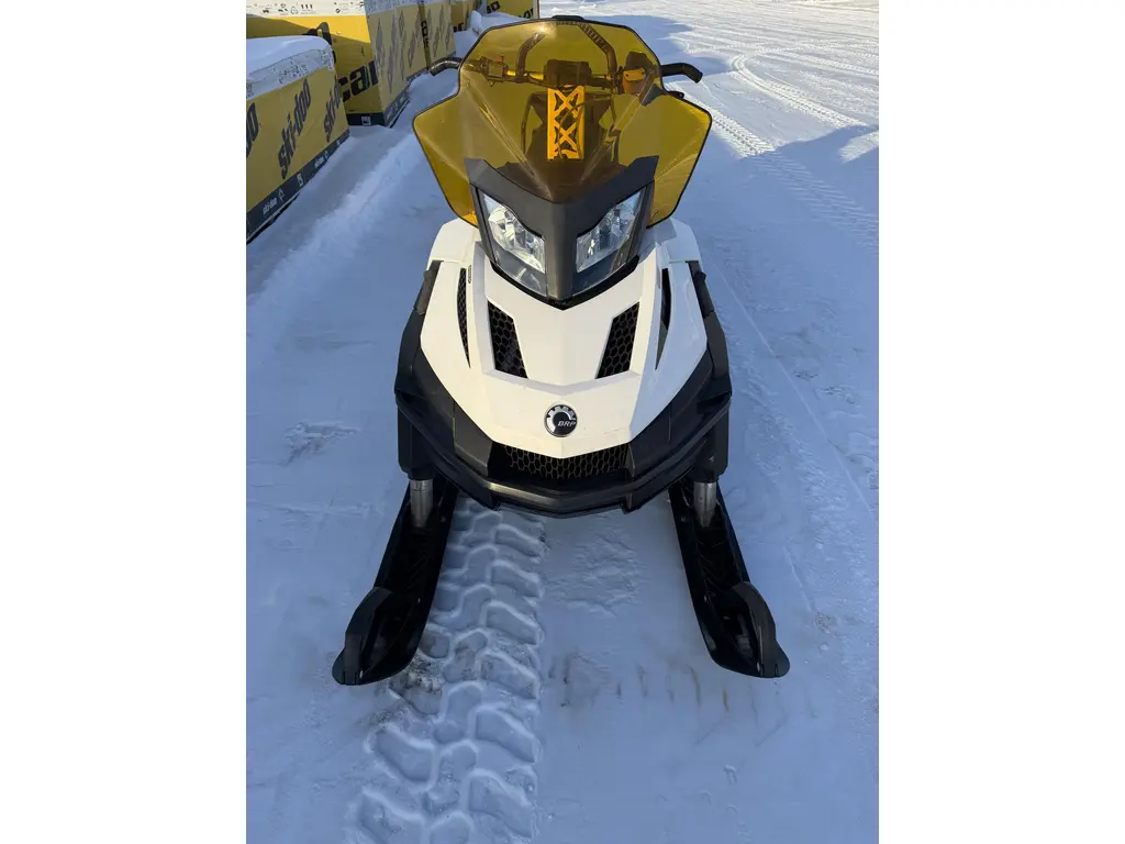 2015 Ski-Doo Tundra LT 550F 