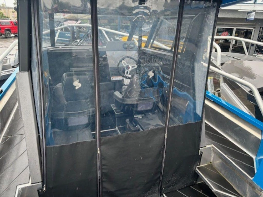 2023 Other 2250 Centercab alt