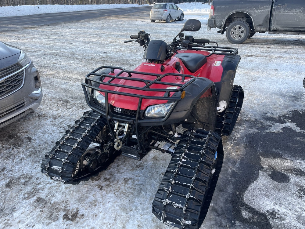 Honda Trx 400 At Automatique Et 5 Vitesses Au Pouce 2004 alt