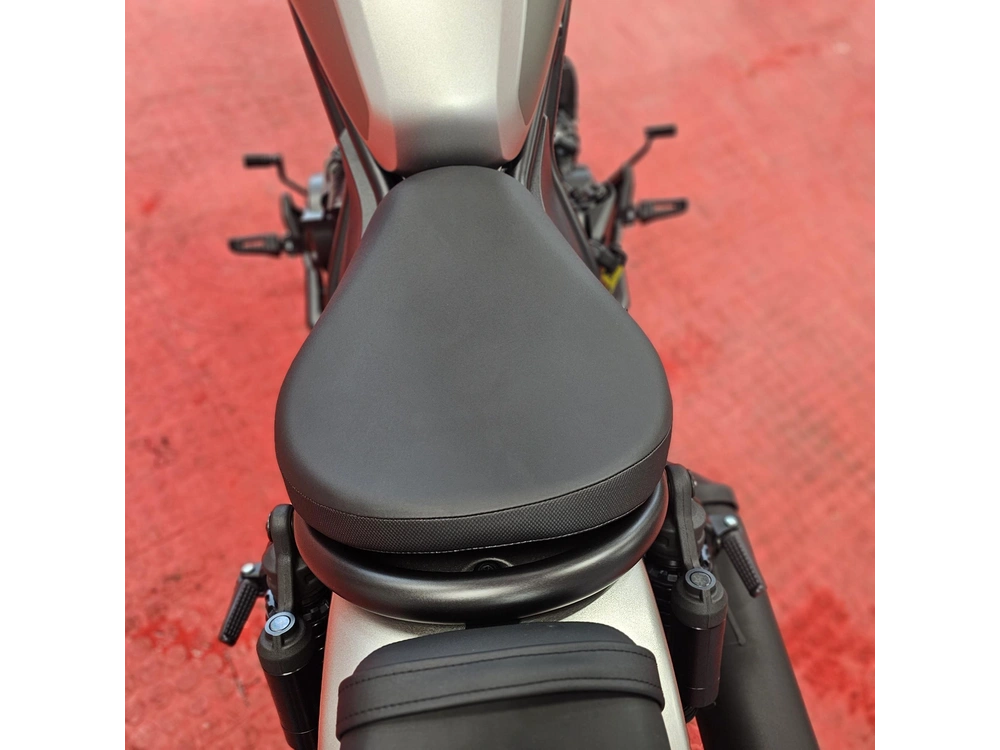 2026 Honda Rebel 1100 alt