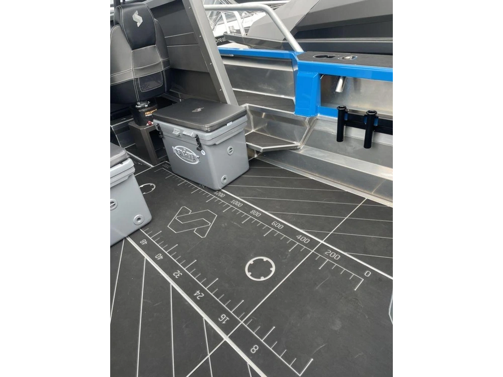 2023 Other 2250 Centercab alt