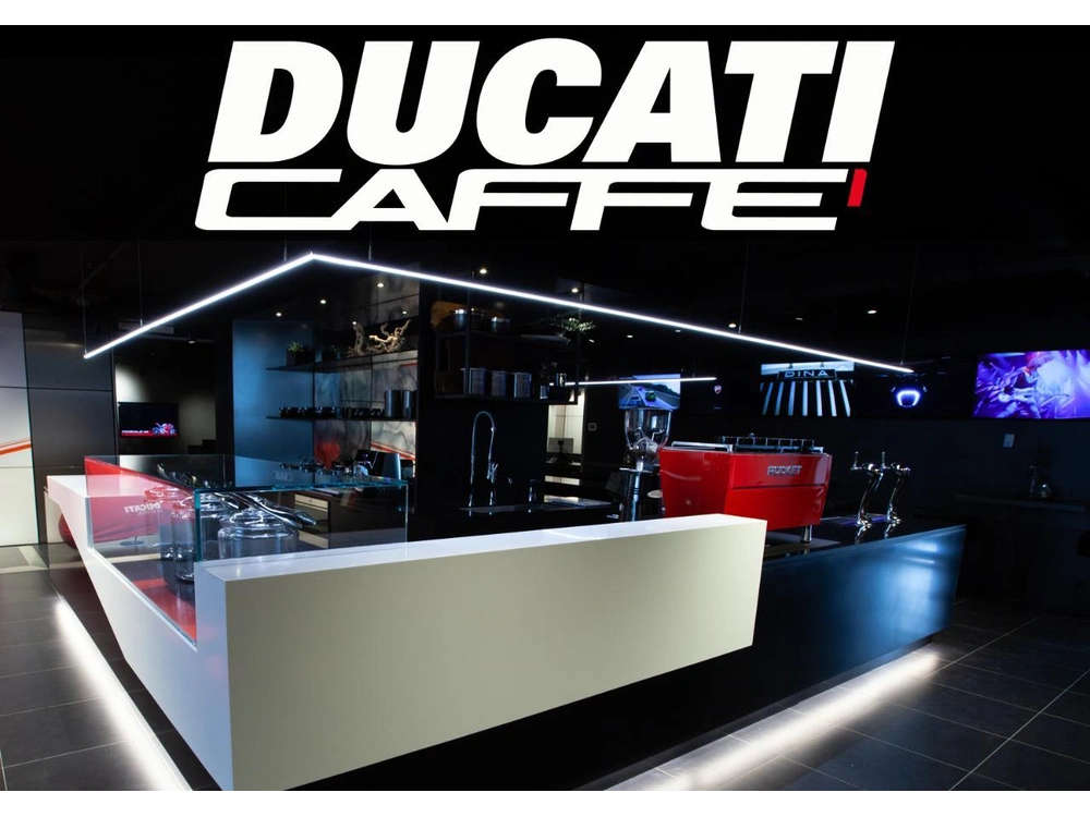 Ducati Multistrada V4s 2021 alt