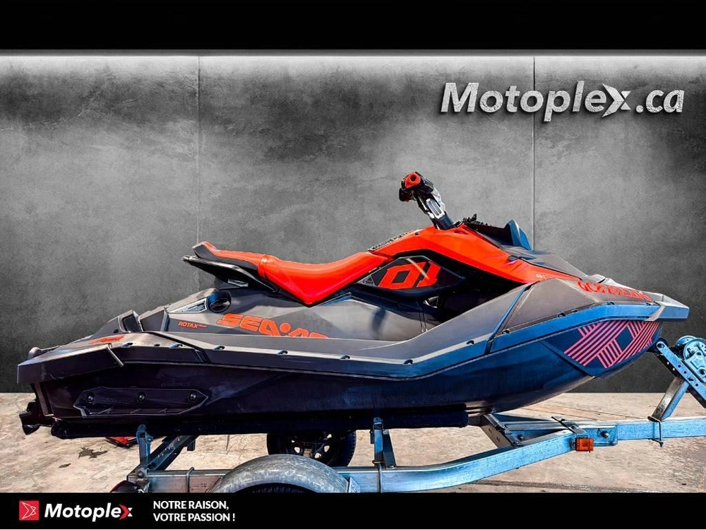 Sea-doo Spark Trixx 2up 2022 alt