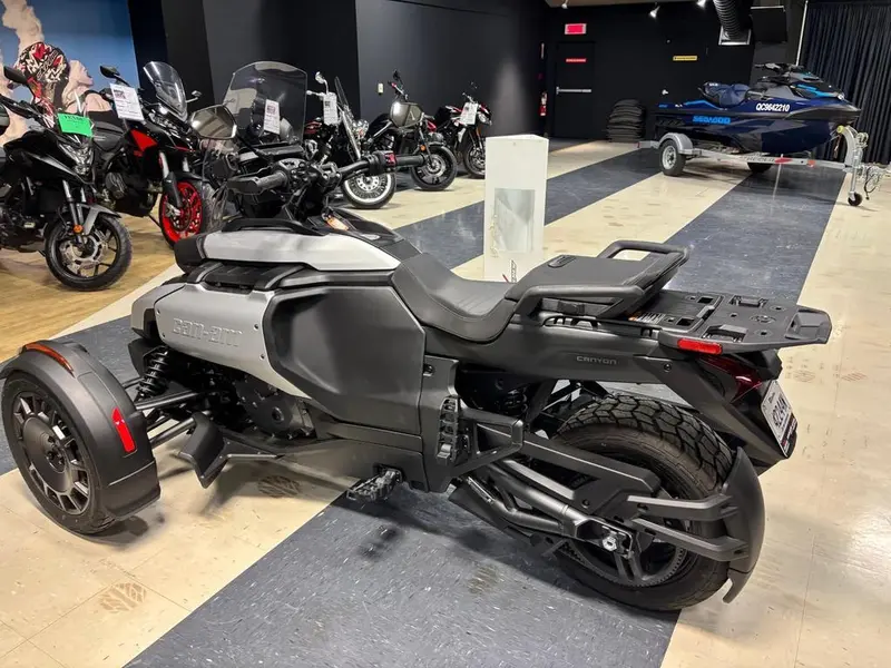 2025 Can-Am SPYDER CANYON STD