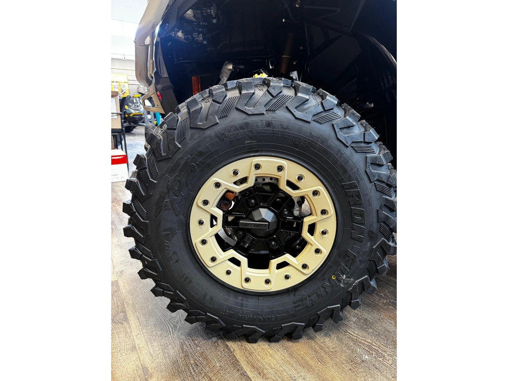 2026 Can-am Outlander Backcountry 1000r alt