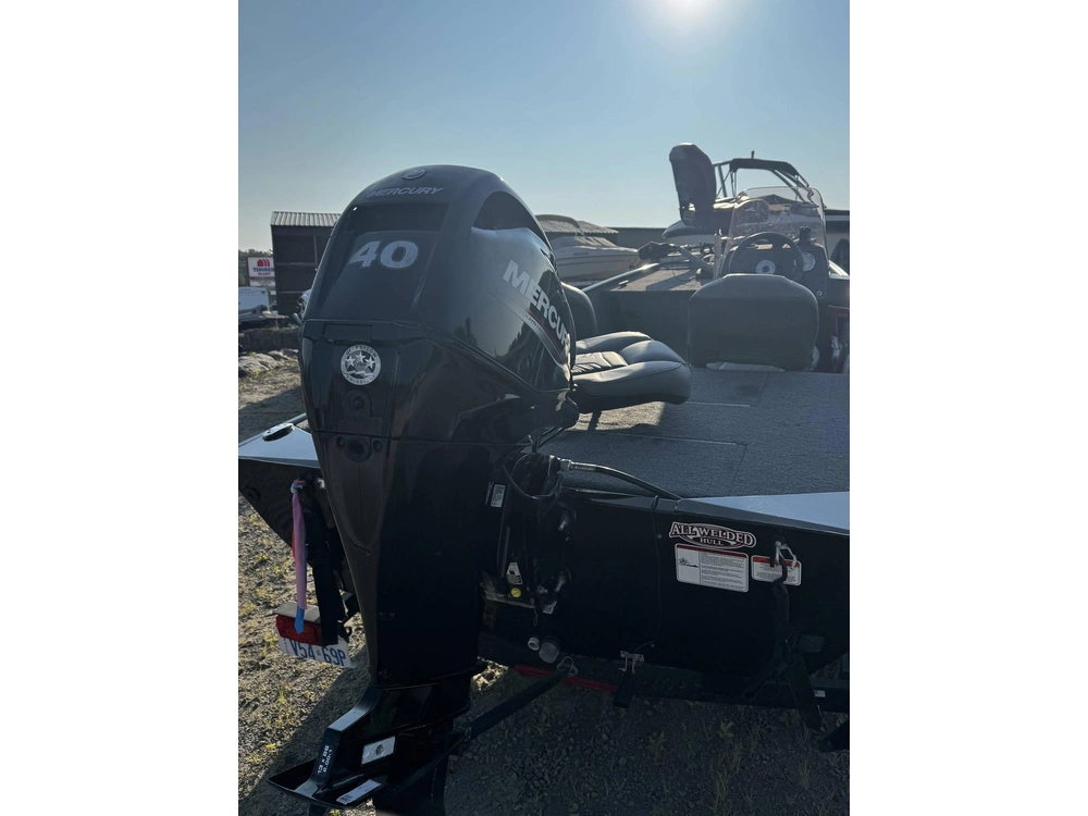 2021 Tracker Boats Bass Tracker Classic Xl alt