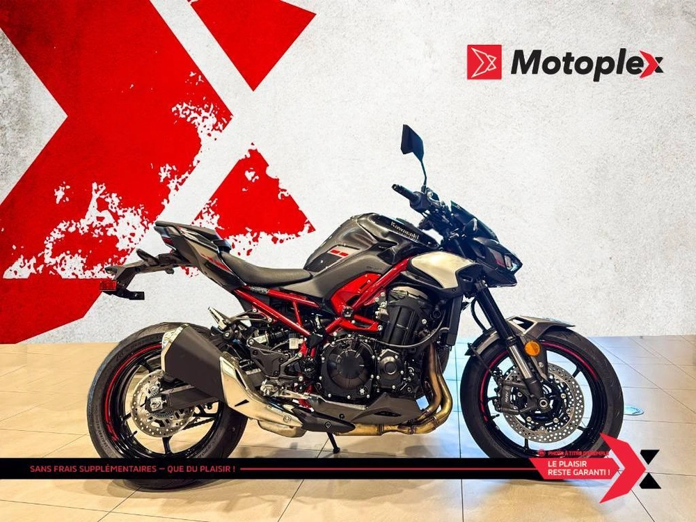Kawasaki Z900 2025 alt