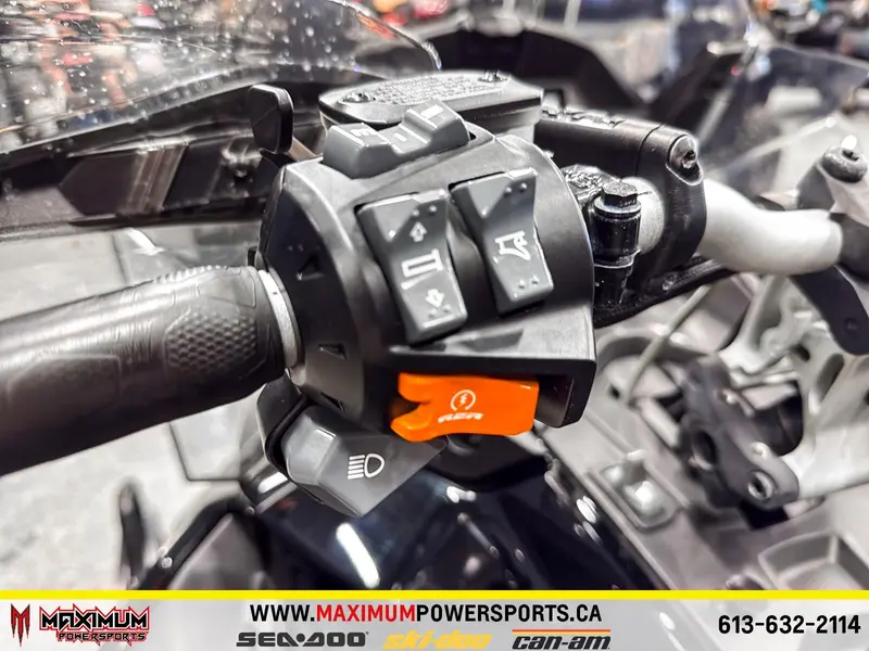 2018 Ski-Doo RENEGADE X 850 E-TEC E.S. ICE COBRA 1.6