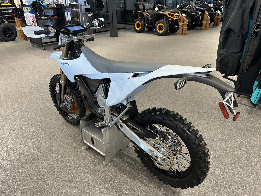 2026 Stark Future Future Stark Varg Ex 80hp alt