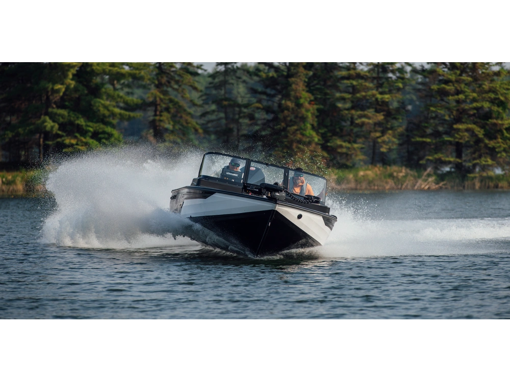 2026 Crestliner 2050 Fish Hawk Wt alt